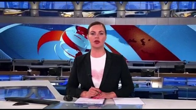 Non à la guerre : la journaliste russe anti-guerre a été condamnée à une amende et libérée