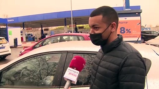 El polvo sahariano tiñe de naranja la ciudad de Madrid