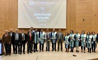 Kırşehir Ahi Evran Üniversitesinde akademik başarı ödülleri verildi