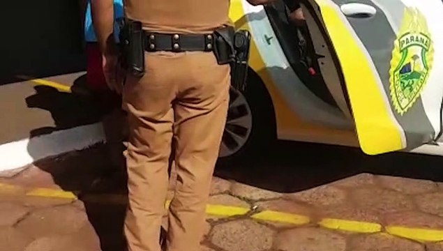 Dois adolescentes são apreendidos pela PM após serem flagrados usando drogas