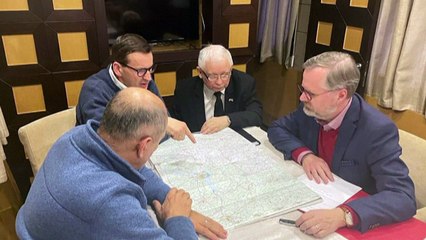 Primeiros-ministros da Polônia, República Tcheca e Eslovênia chegam a Kiev