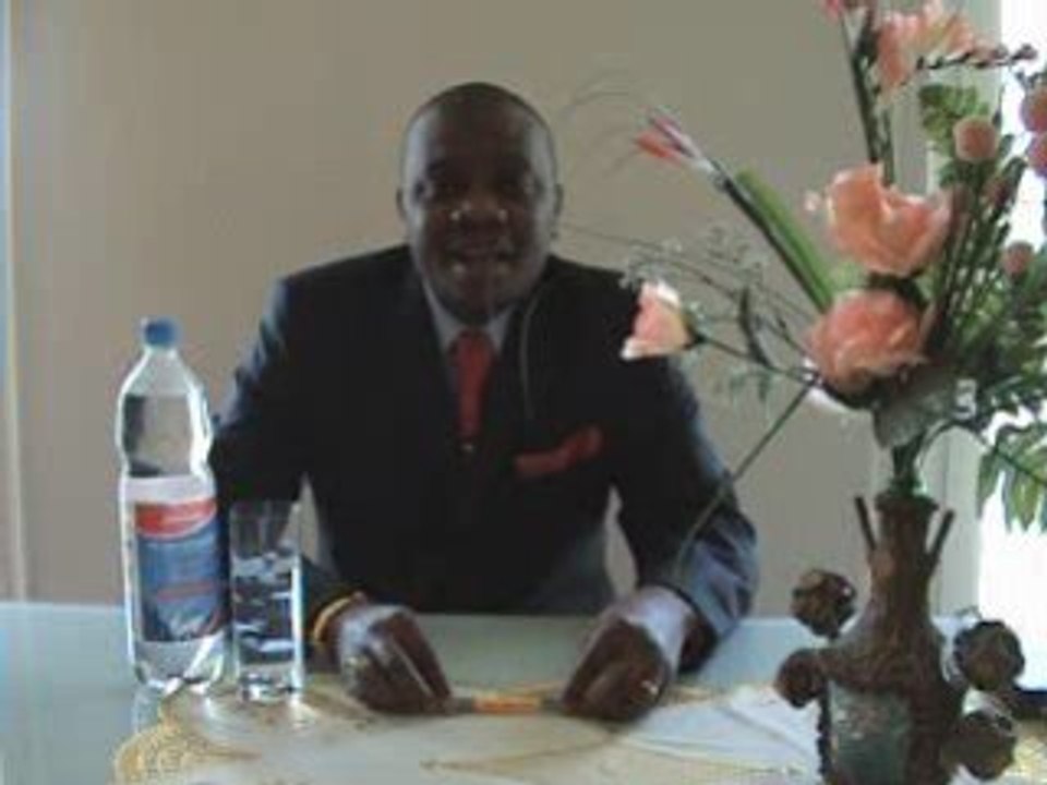 AUGUSTIN MUKAMBA REPOND à Mme MARIE ANGE LUKIANA