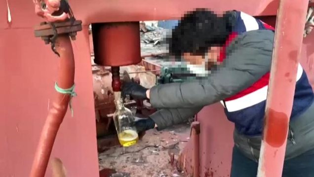 Son dakika haberleri: Jandarmanın düzenlediği operasyonda 55 bin litre kaçak akaryakıt ele geçirildi