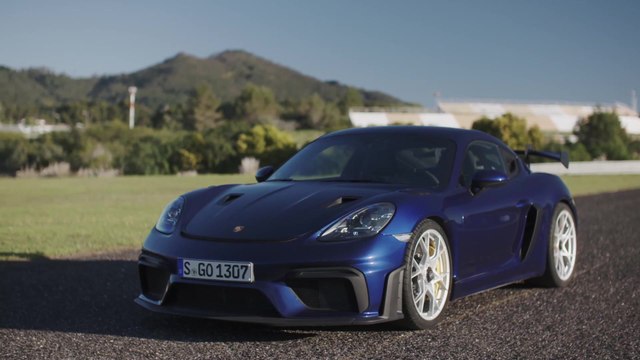 The new Porsche 718 Cayman GT4 RS Design in Blue Metallic