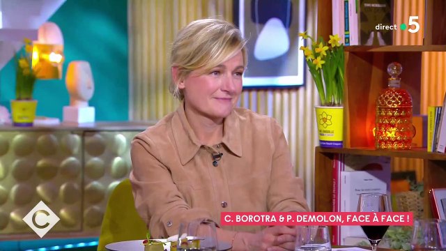 Anne-Elisabeth Lemoine touchée par une confidence de l’acteur Pascal Demolon hier soir sur le plateau de « C à vous » : « J’ai cru que je n’allais plus jamais vous revoir » - VIDEO