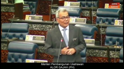 Kereta terbang: Tun M pernah cakap Pak Wan tak boleh naik selagi tak ada insurans