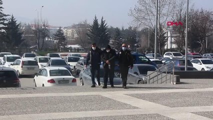 15,5 KİLO UYUŞTURUCUYLA YAKALANDI