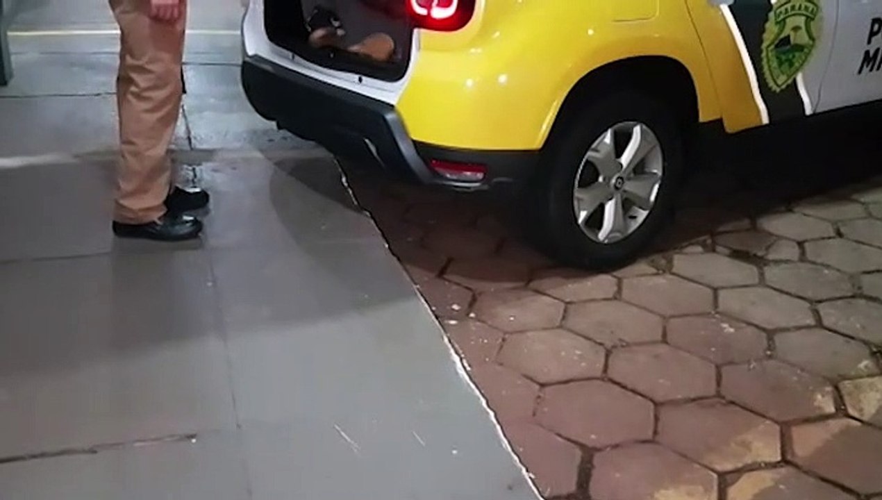 Ladrão tenta furtar notebook em loja no Santa Cruz e é contido por populares até a chegada da Polícia