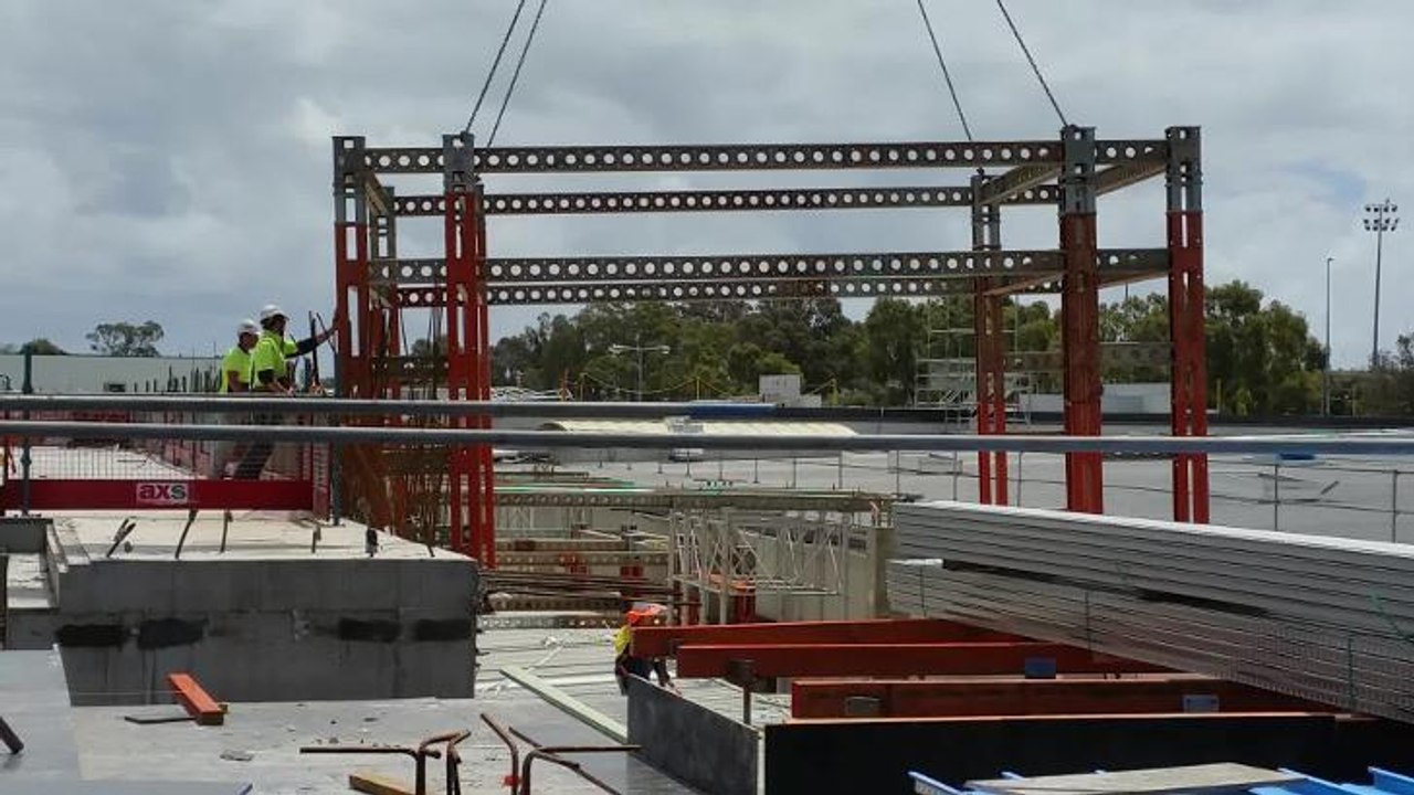 Mandurah crane v2
