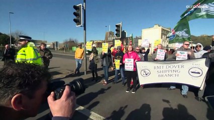 P&O Ferries уволила 800 сотрудников без предупреждения