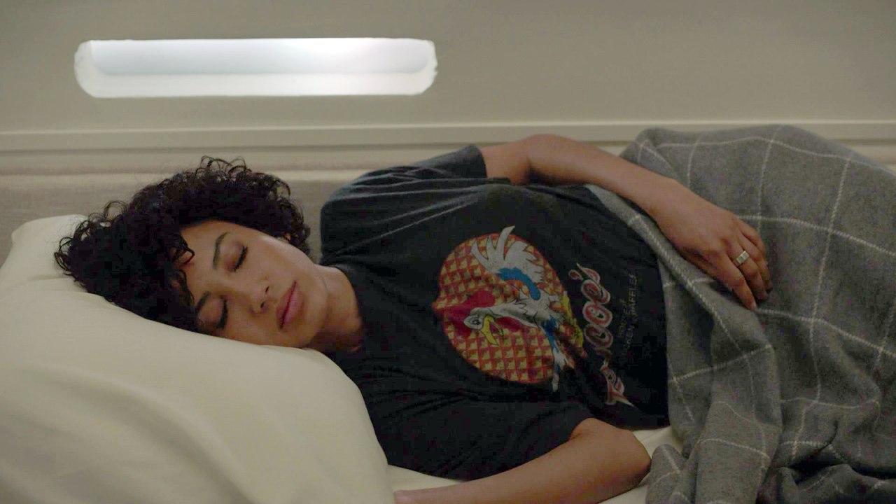 Crítica de 'Upload' temporada 2 (Amazon) y un poco de 'El turista' de HBO Max