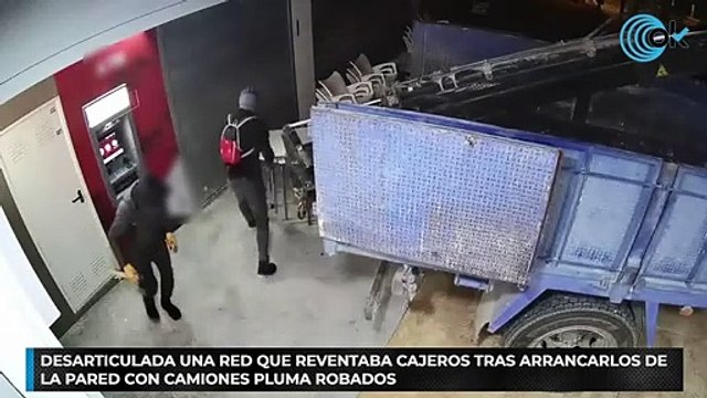 Desarticulada una red que reventaba cajeros tras arrancarlos de la pared con camiones pluma robados
