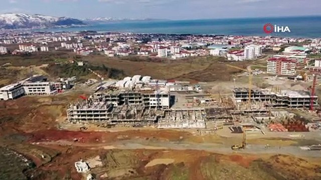 Çevre illere de hizmet verecek olan Ordu Şehir Hastanesi inşaatı hızla devam ediyor