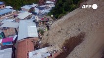 Dezenas de casas soterradas no Peru