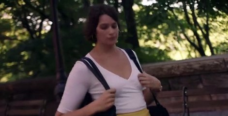 Mozart in the Jungle S04 E01