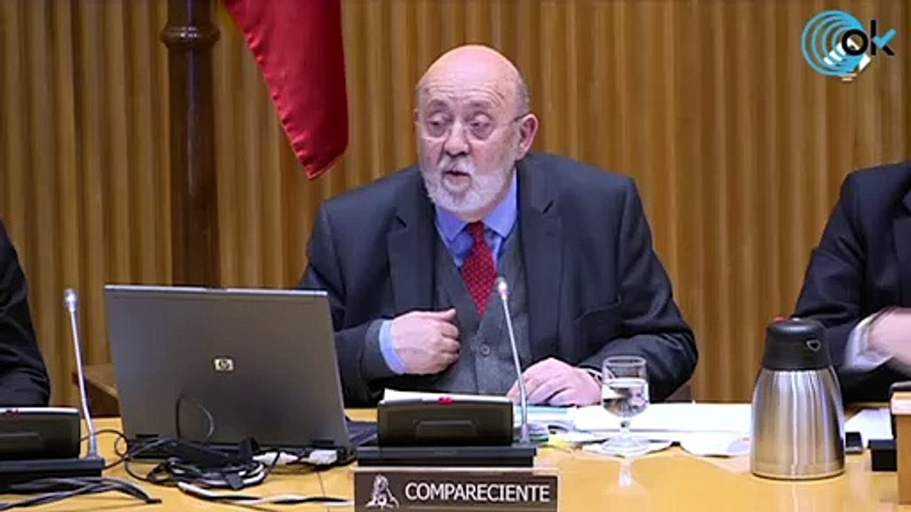 Tezanos dice no ser "adivino" tras su fiasco en...