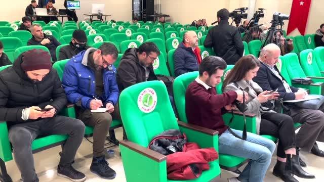 Giresunspor Başkanı Karaahmet: Süper Lig'de kalacağımıza inanıyorum