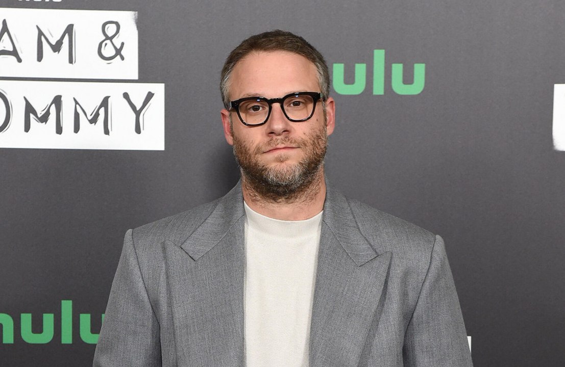 Seth Rogen's mum  emailed a  'major' movie studio boss to get one of his movies greenlit