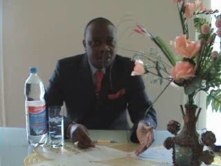 MUKAMBA AUGUSTIN ET LES LOCALES EN  RDC