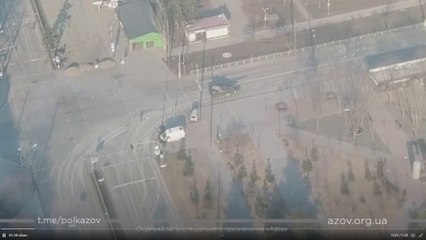 صور جوية لاستهداف دبابة روسية في ماريوبول بأوكرانيا