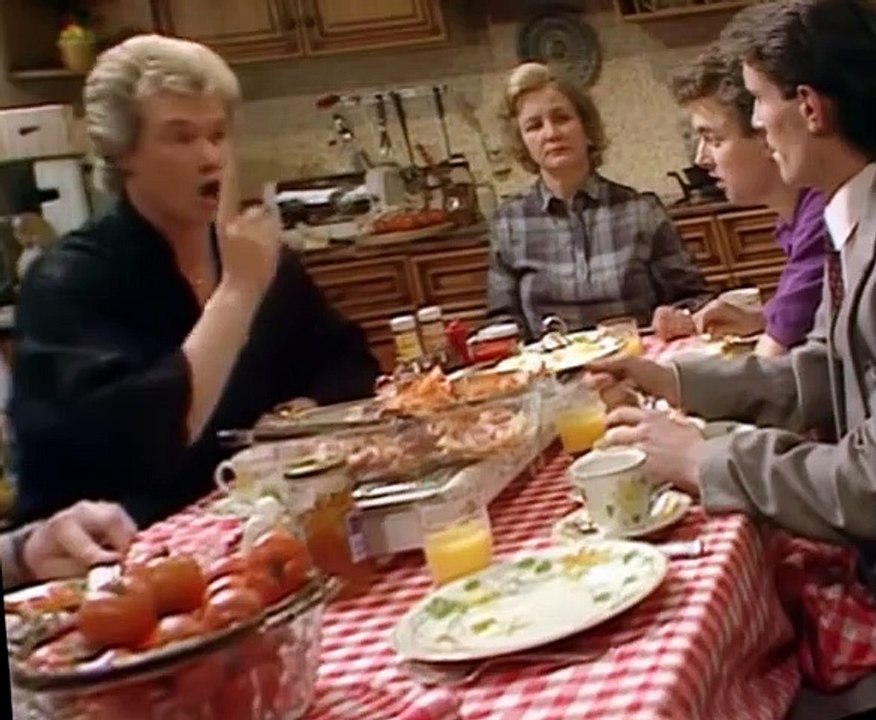Bread S01 E01