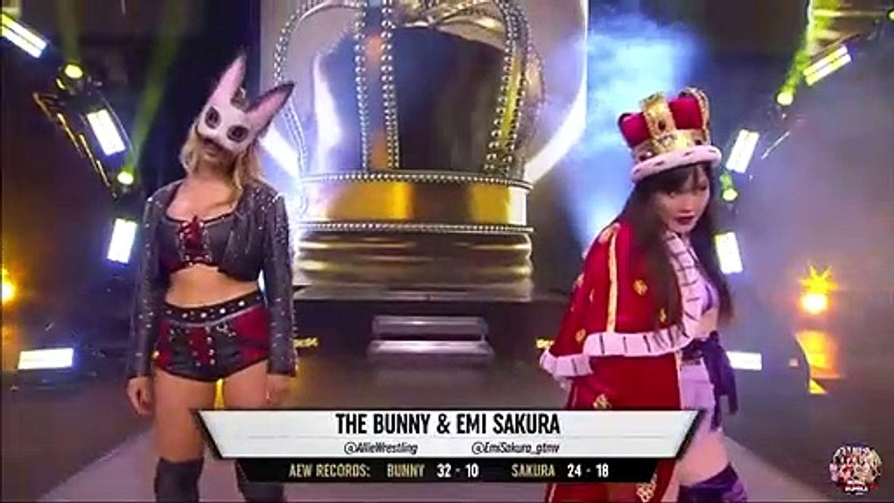 Emi Sakura & The Bunny vs. KiLynn King & Skye Blue | Highlights