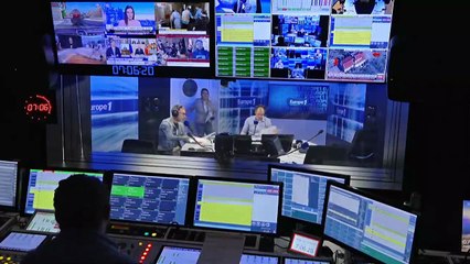 Présidentielle : comment Pécresse cherche-t-elle à se démarquer de Macron ?