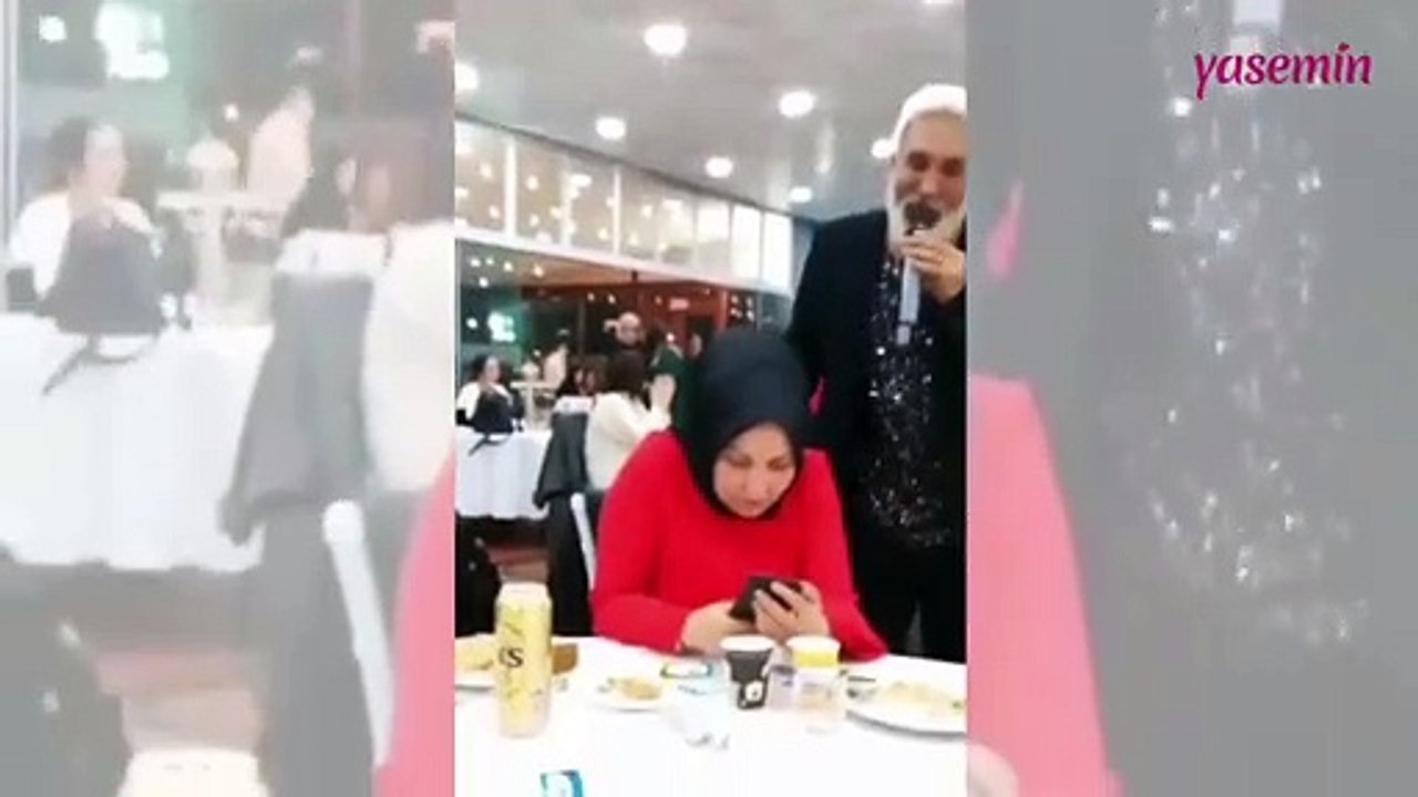 Tarık Mengüç kendisini dinlemeyen seyirciye öyle bir şey yaptı ki...