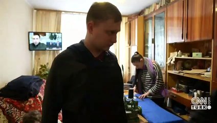 Dört bir koldan askerlere çelik yelek dikiyorlar