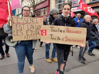 Environ 400 personnes à Limoges pour défendre leur pouvoir d'achat