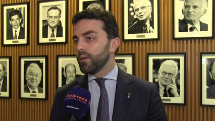 Ue, Zanni "Da sanzioni effetti immediati sull'economia russa"