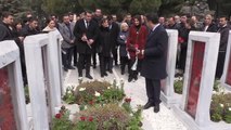 ÇANAKKALE - DEVA Partisi Genel Başkanı Babacan, Şehitler Abidesi'ni ziyaret etti