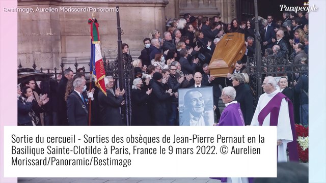 Quelques coups de gueule : Julia relate ses souvenirs aux obsèques de son père Jean-Pierre Pernaut