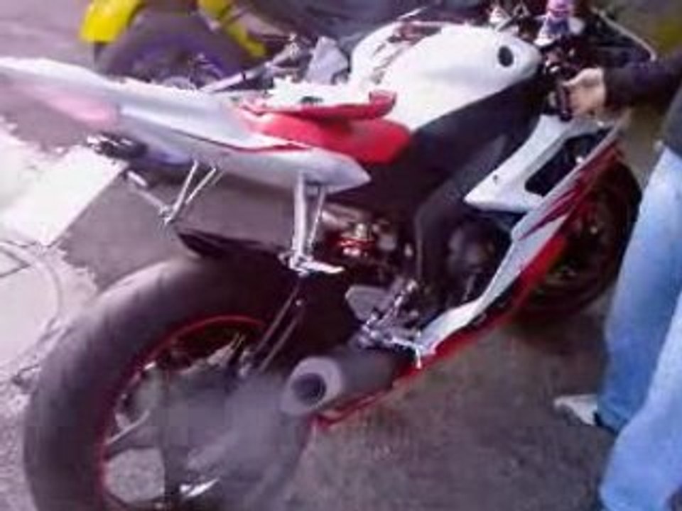 R6.