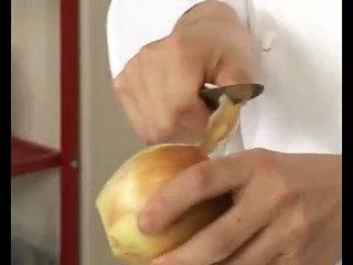 L'atelier des Chefs : tarte levée aux oignons façon pissaladière