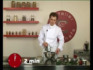 L'atelier des Chefs : tiramisu framboises et pétales de rose