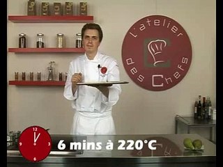 L'atelier des Chefs : charlotte poire-chocolat aux éclats de nougatine