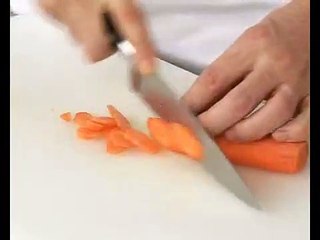 Pavé de saumon, sifflets de carottes fondantes au citron