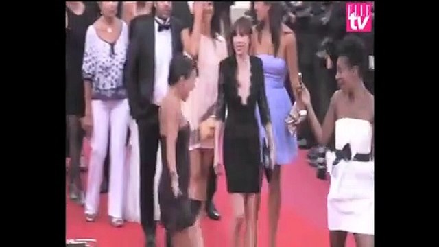 Festival de Cannes 2010 : Naomi Watts et une ex-espionne sur le tapis rouge