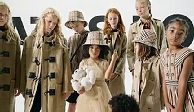 La campagne Burberry de Noël