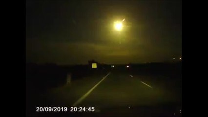 Dash cam catches meteorite soaring over the North-West