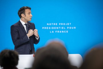 Emmanuel Macron affirme que « la souveraineté populaire » est de retour