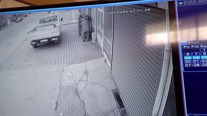 Son dakika haberleri | Kalorifer kazanının çalınması güvenlik kamerasında