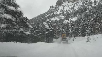 GÜMÜŞHANE - Orta ve Doğu Karadeniz'de 402 yerleşim birimiyle ulaşım sağlanamıyor