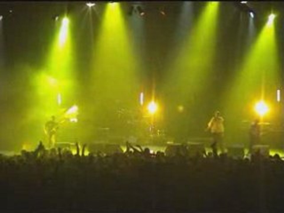 Lofofora_-_L_Oeuf_(Live_Zenith_Montpellier_12-12-02)_[Metalo