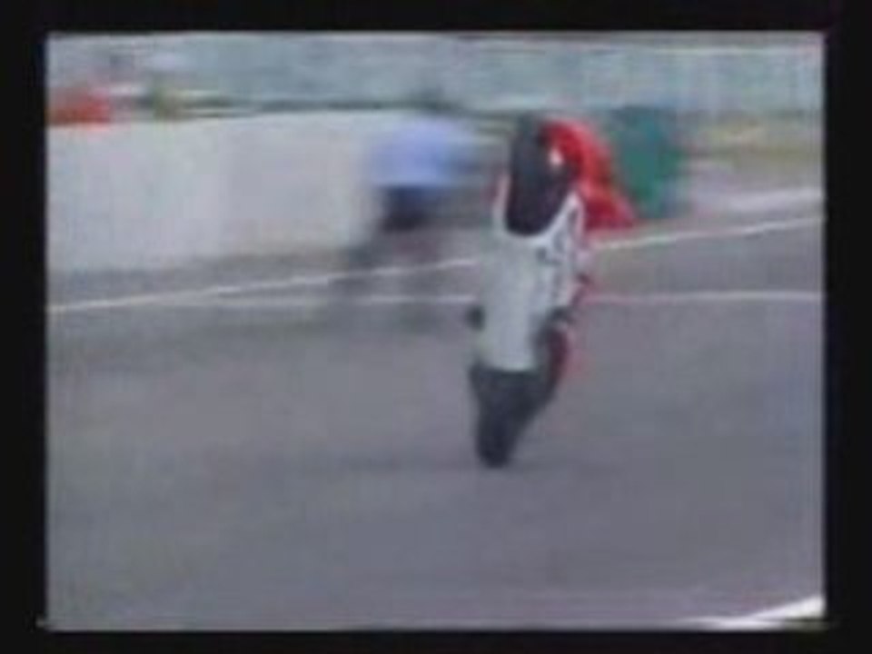 Moto fausse chutte