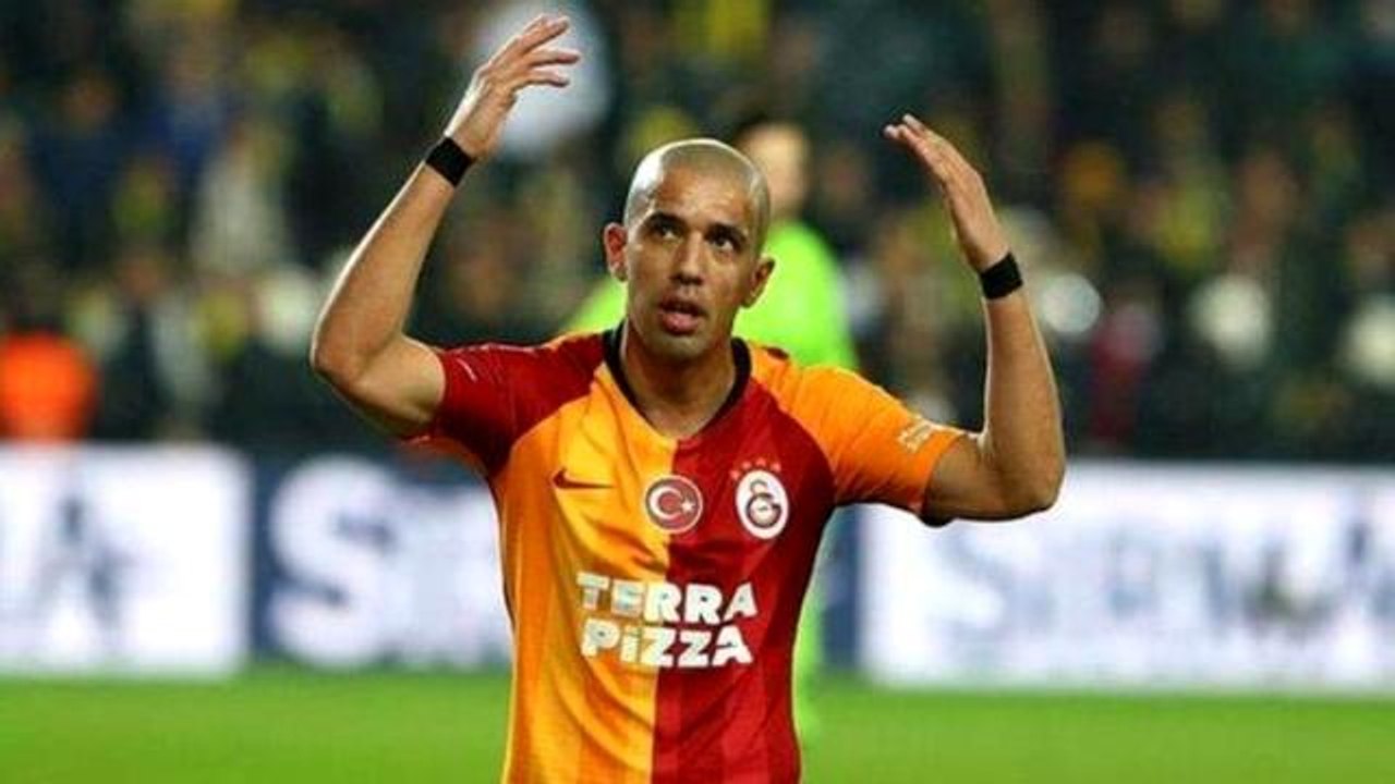 Feghouli maçta yok mu, neden yok? GS-Barca maçında Sofiane Feghouli olmayacak mı, neden oynamıyor? Cezalı mı, kadroda neden yok?