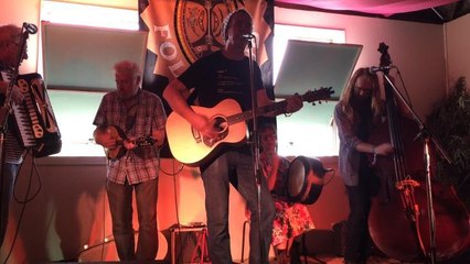 Den Hanrahan and the Rum Runners