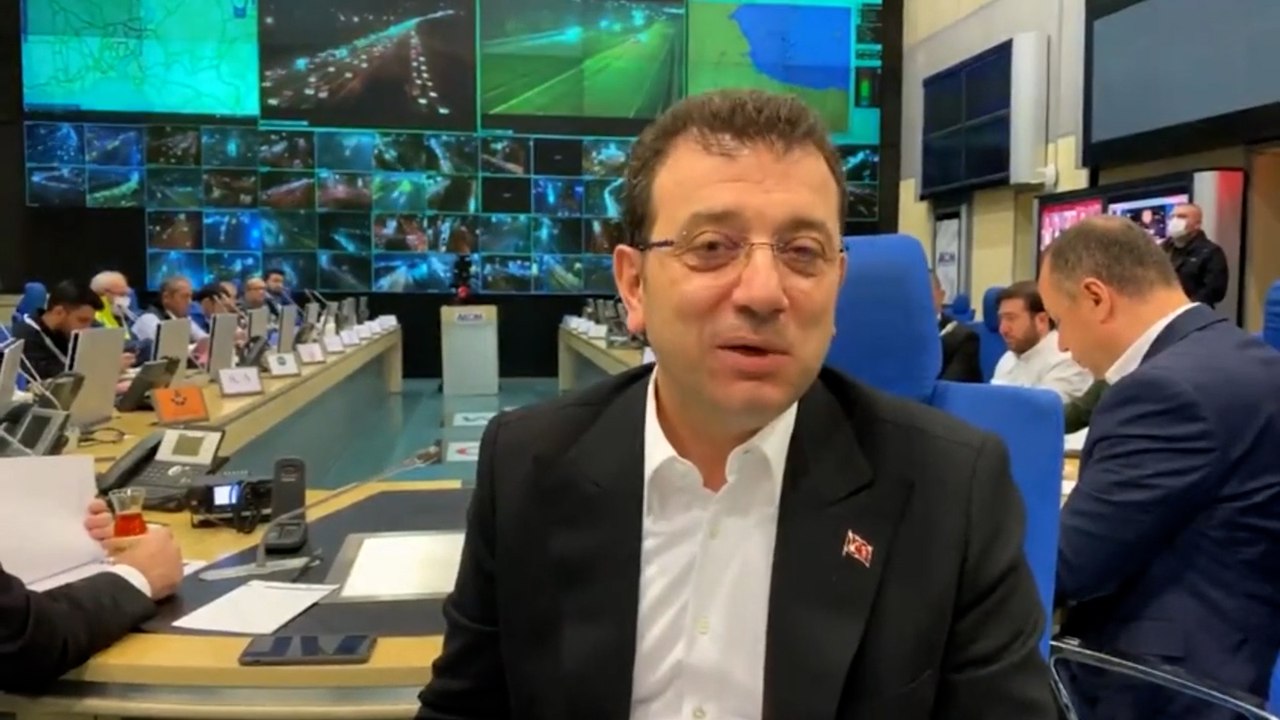 İmamoğlu: Tüm vatandaşlarımızı zorunlu olmadıkça trafiğe çıkmamaya davet ediyoruz