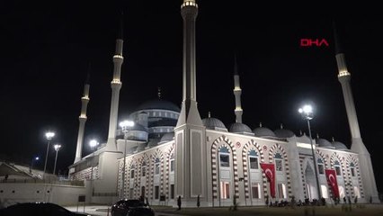 Son dakika gündem: DİYANET İŞLERİ BAŞKANI ERBAŞ, BERAT GECESİ VE ÇANAKKALE ŞEHİTLERİ İÇİN DUA ETTİ